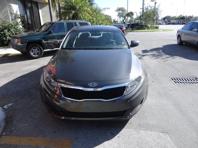 Kia Optima 2011 photo 1