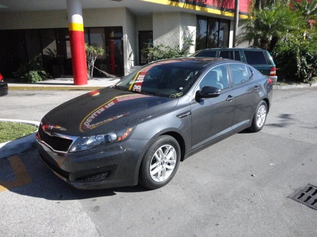 Kia Optima Elk Conversion Van Unspecified