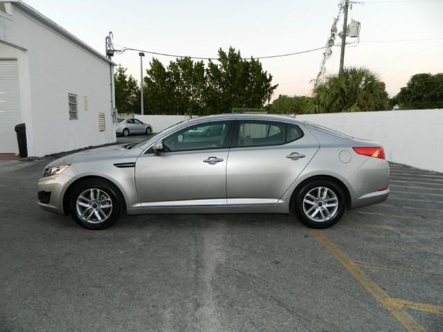 Kia Optima 2011 photo 4