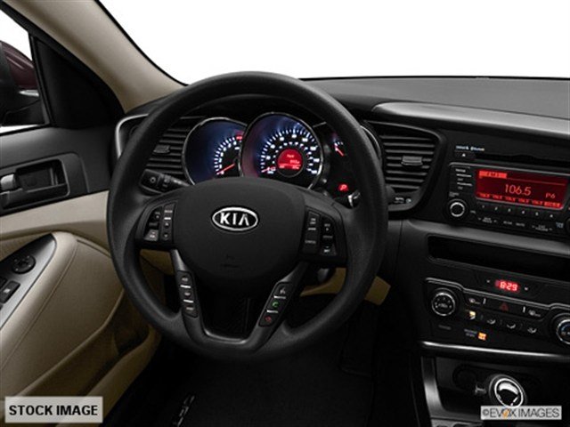 Kia Optima 2011 photo 3