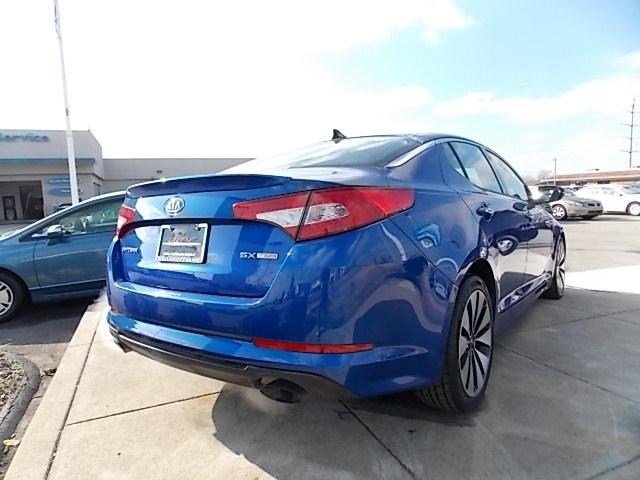 Kia Optima 2011 photo 2