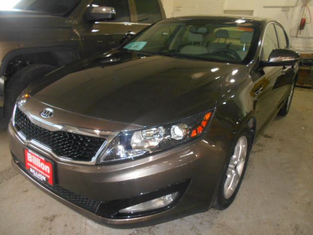Kia Optima 2011 photo 2