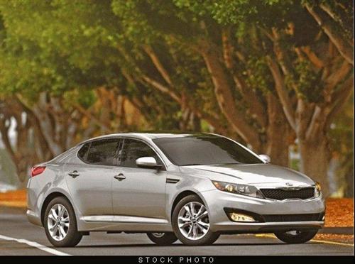 Kia Optima Open-top Other