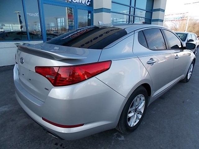 Kia Optima 2011 photo 2