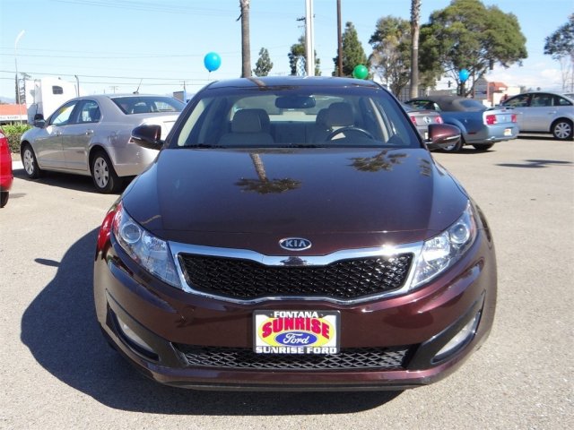 Kia Optima 2011 photo 1