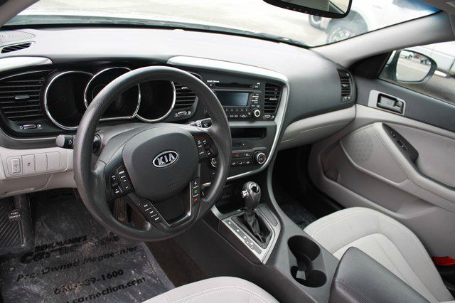 Kia Optima 11275 Sedan