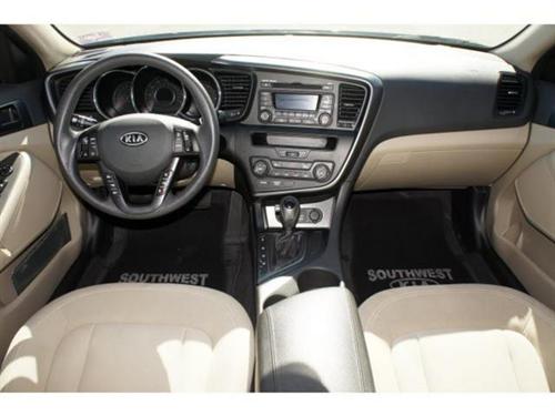 Kia Optima 2011 photo 2