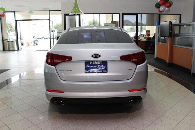 Kia Optima 2011 photo 1