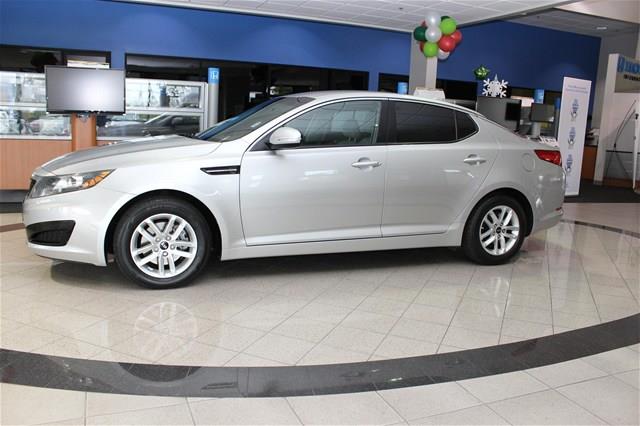 Kia Optima 2011 photo 3
