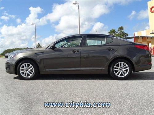 Kia Optima 2011 photo 1