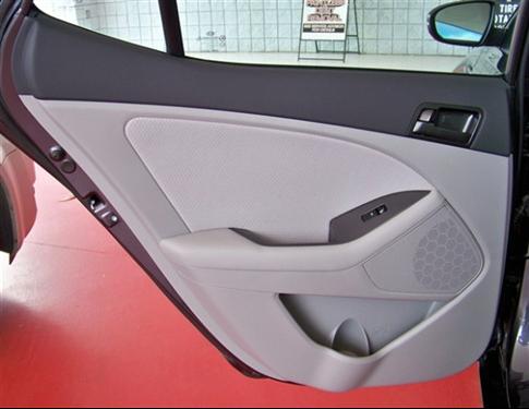 Kia Optima 2011 photo 3