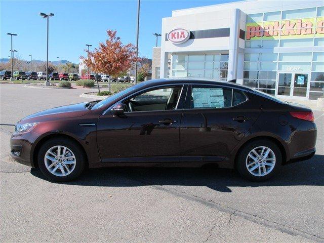 Kia Optima 2011 photo 1