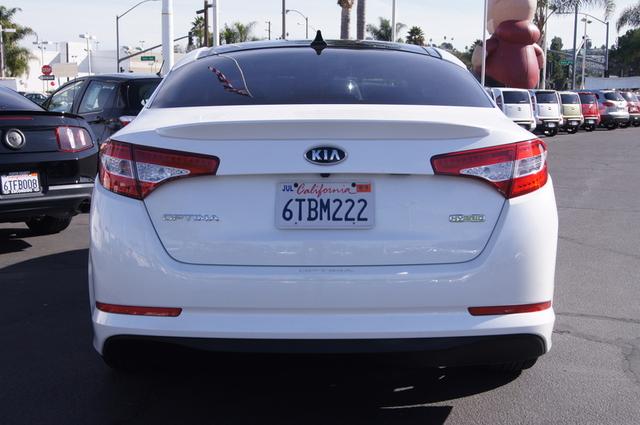 Kia Optima 2011 photo 4