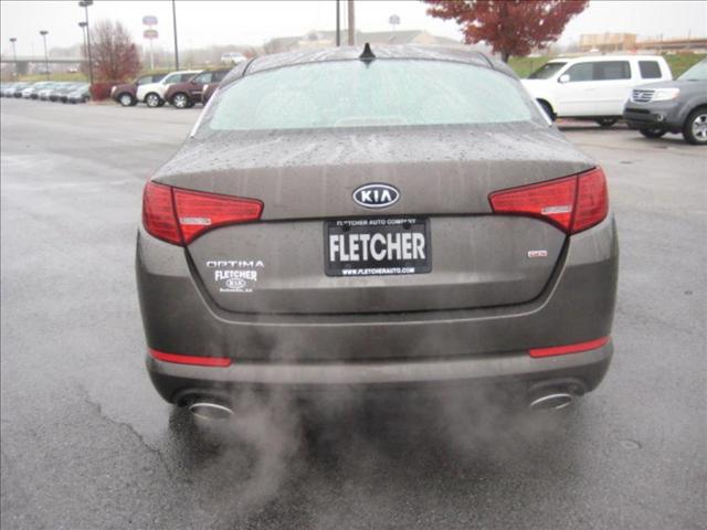 Kia Optima 2011 photo 4
