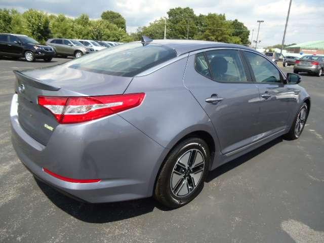 Kia Optima 2011 photo 1