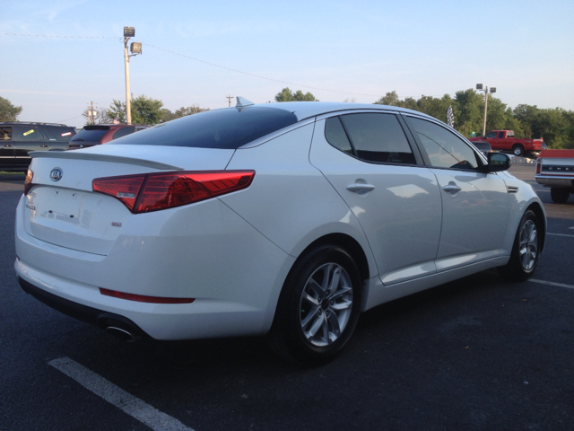 Kia Optima 2011 photo 3