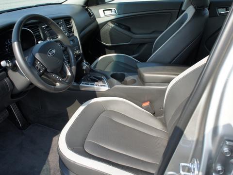 Kia Optima AWD, REAR DVD, Navigation, 3RD ROW, Mem/heat Seats Other