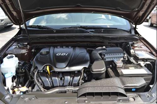 Kia Optima 2011 photo 1