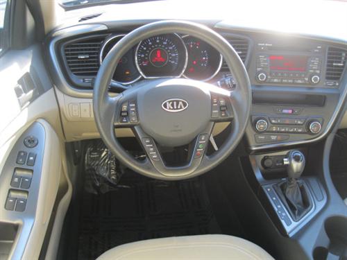 Kia Optima 2011 photo 2