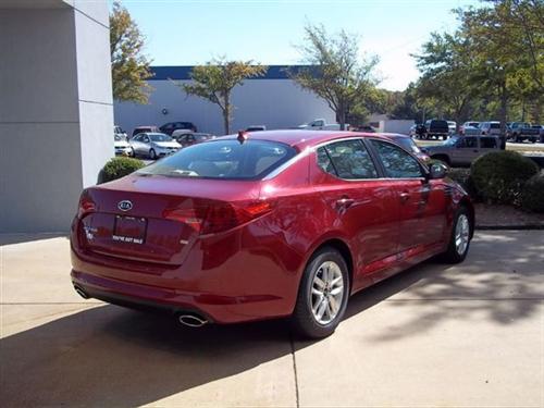 Kia Optima 2011 photo 4