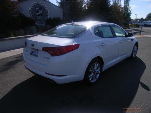 Kia Optima 2011 photo 4