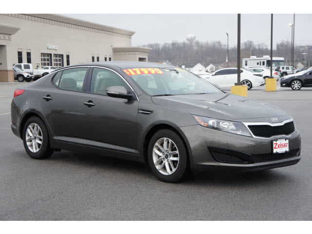 Kia Optima 2011 photo 1