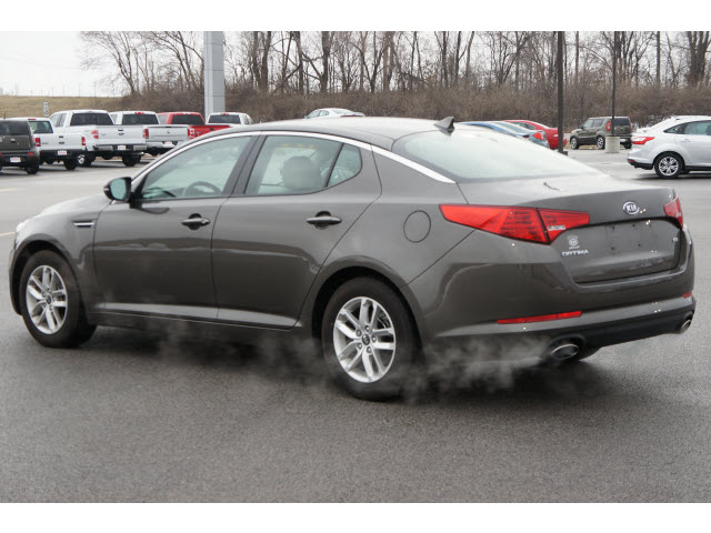 Kia Optima 2011 photo 3