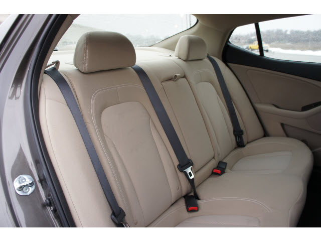 Kia Optima 2011 photo 5