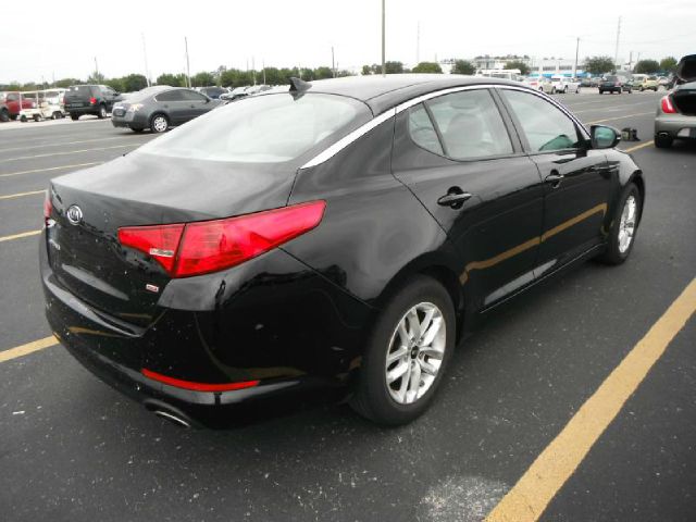 Kia Optima 11275 Sedan