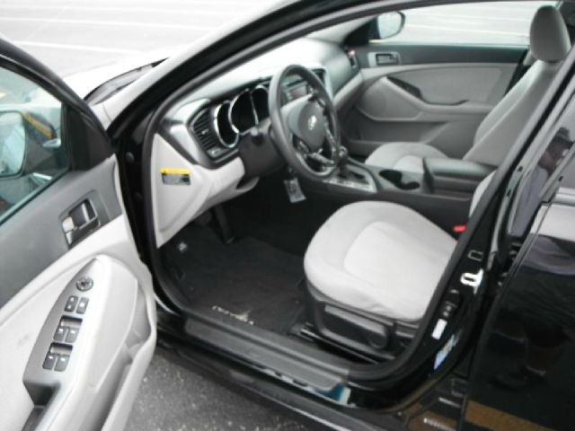 Kia Optima 2011 photo 3
