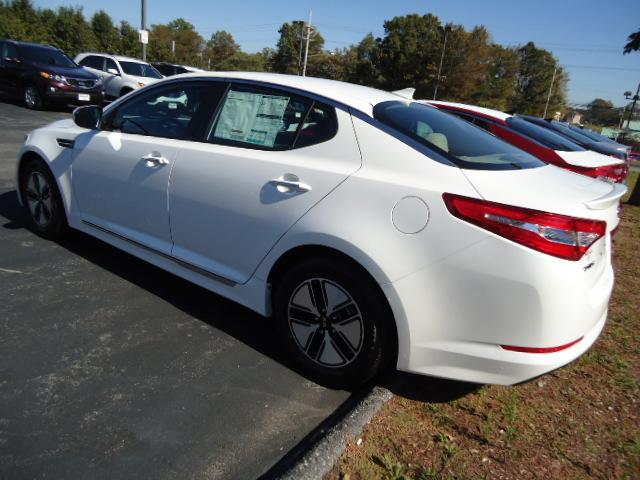 Kia Optima 2011 photo 2