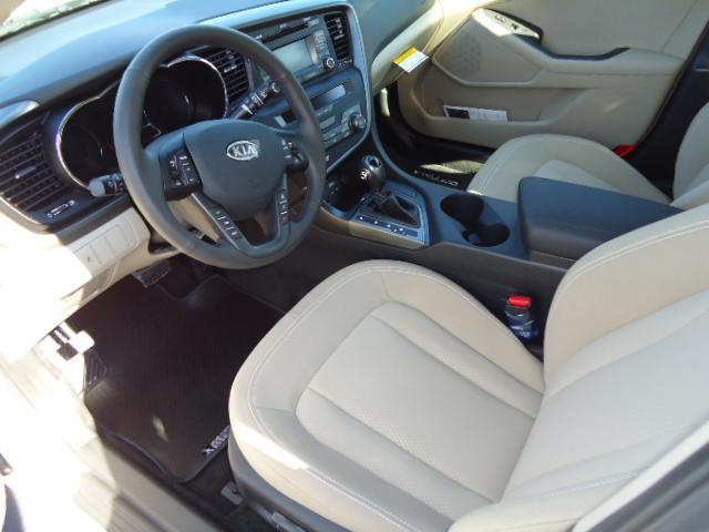 Kia Optima 2011 photo 4