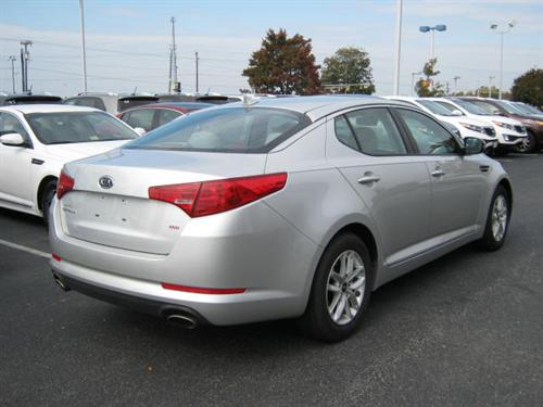 Kia Optima 2011 photo 2