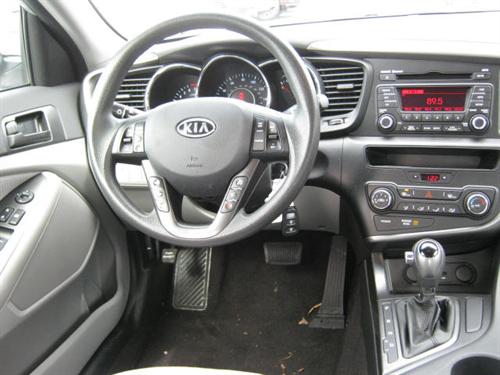 Kia Optima 2011 photo 5