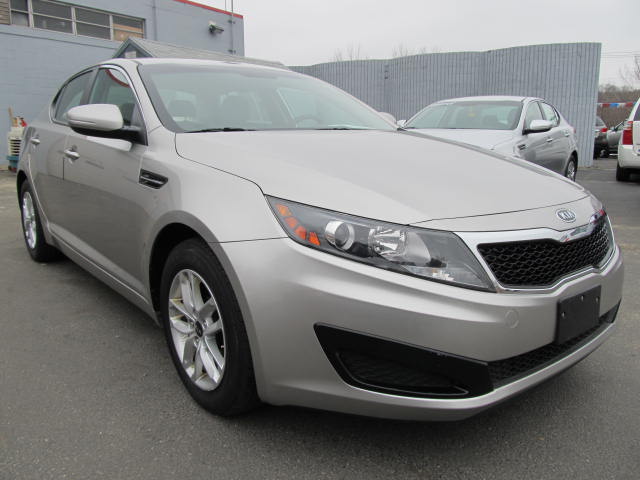 Kia Optima 2011 photo 4