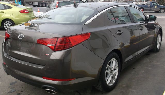 Kia Optima 2011 photo 1