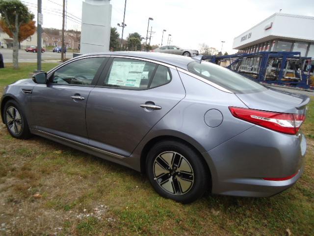 Kia Optima 2011 photo 2