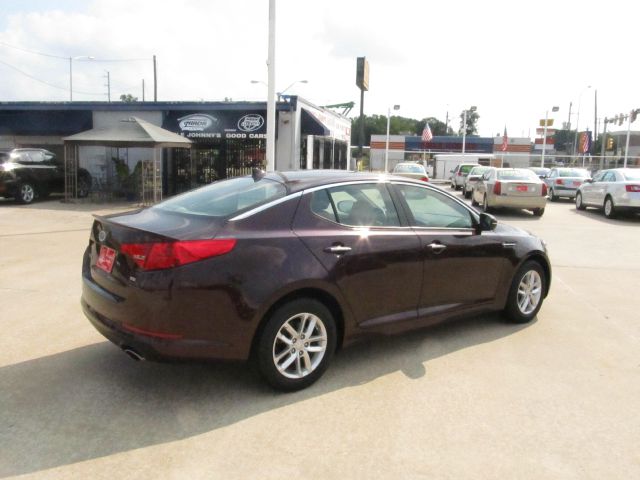 Kia Optima 2012 photo 2