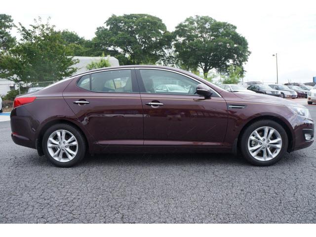 Kia Optima 2012 photo 1