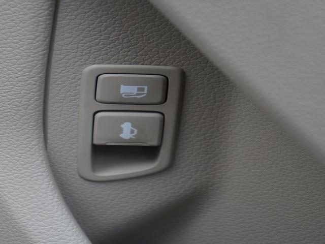 Kia Optima 2012 photo 17