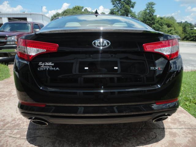 Kia Optima 2013 photo 1
