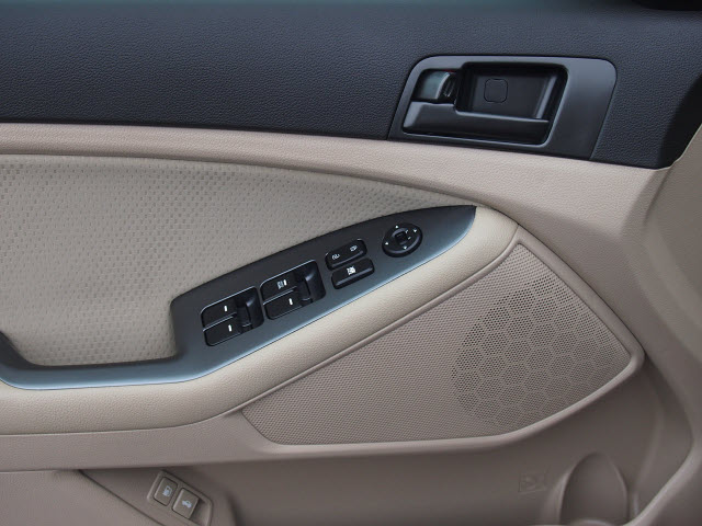 Kia Optima 2013 photo 1