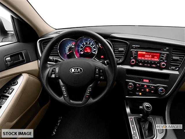Kia Optima 2013 photo 2
