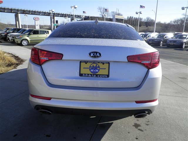 Kia Optima 2013 photo 3