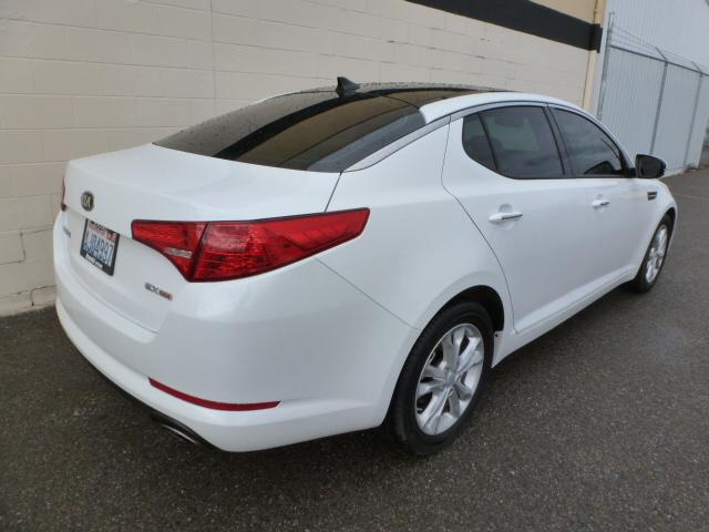 Kia Optima 2013 photo 2