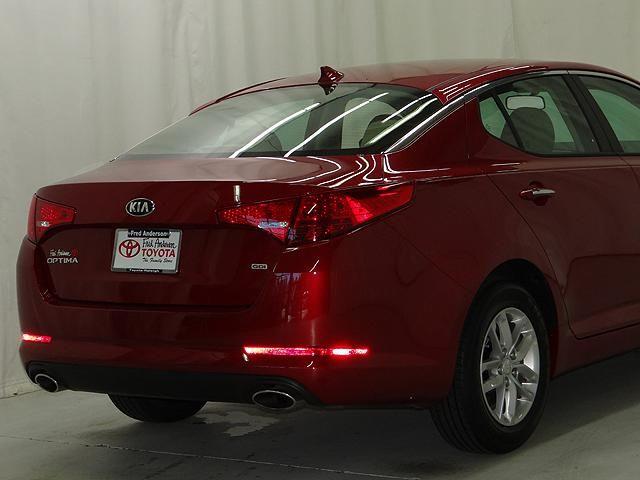 Kia Optima Elk Conversion Van Sedan