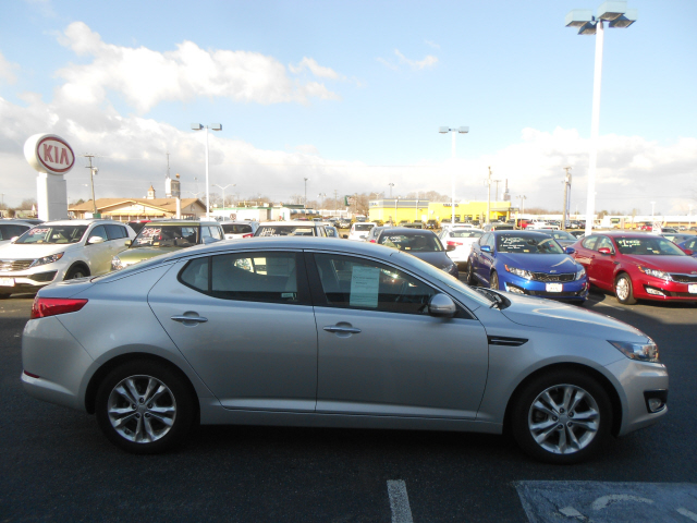 Kia Optima Elk Conversion Van Unspecified