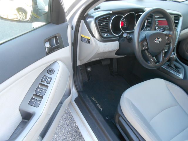 Kia Optima 2013 photo 4
