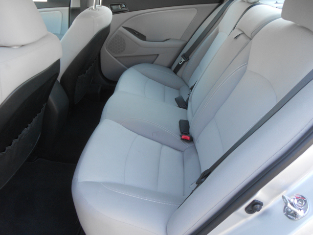 Kia Optima 2013 photo 5