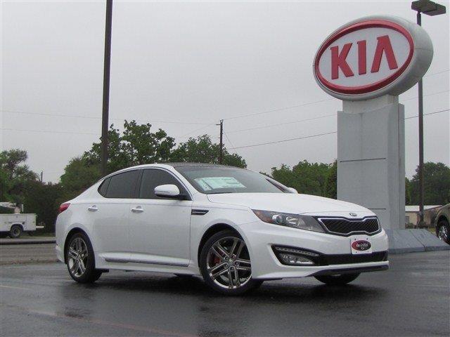 Kia Optima 2013 photo 2